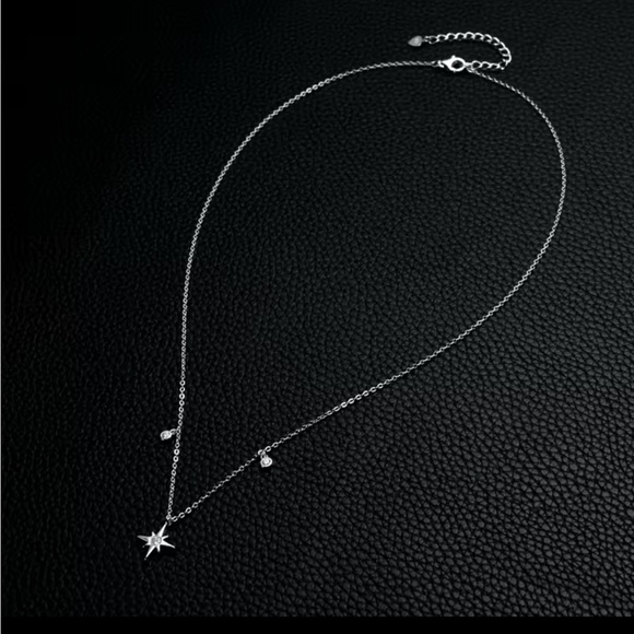 NWOT 1CT Moissanite star necklace, sterling silver, white gold plated 16”- 18” - Picture 4 of 13